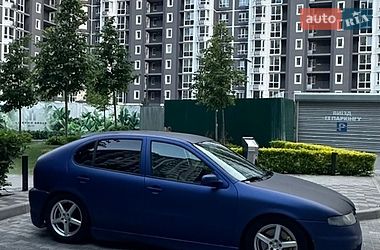Хэтчбек SEAT Leon 2000 в Буче