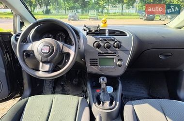 Хетчбек SEAT Leon 2005 в Чернігові