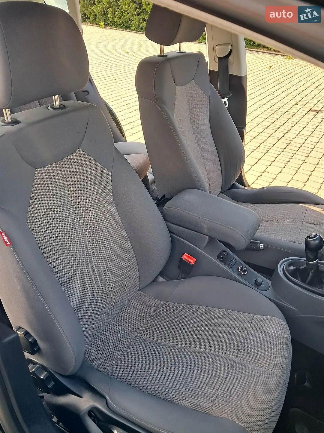 2011 SEAT Leon - мініатюра 16