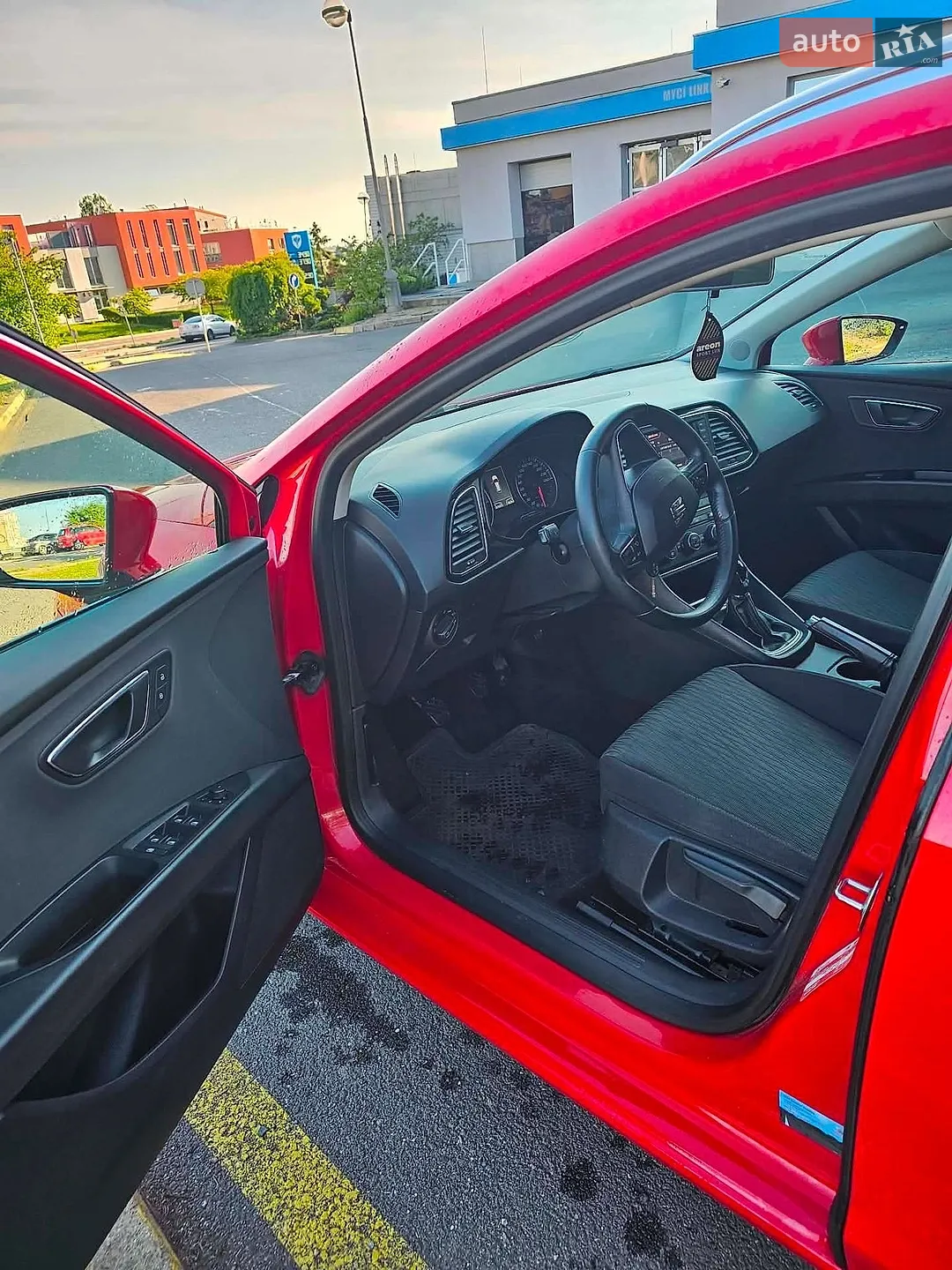 2014 SEAT Leon - мініатюра 8