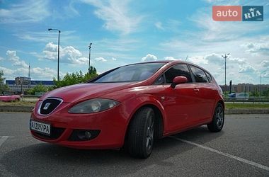 Хетчбек SEAT Leon 2008 в Києві