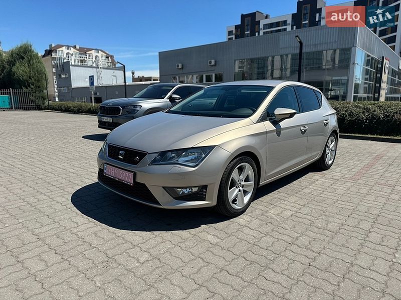 Хэтчбек SEAT Leon 2014 в Луцке