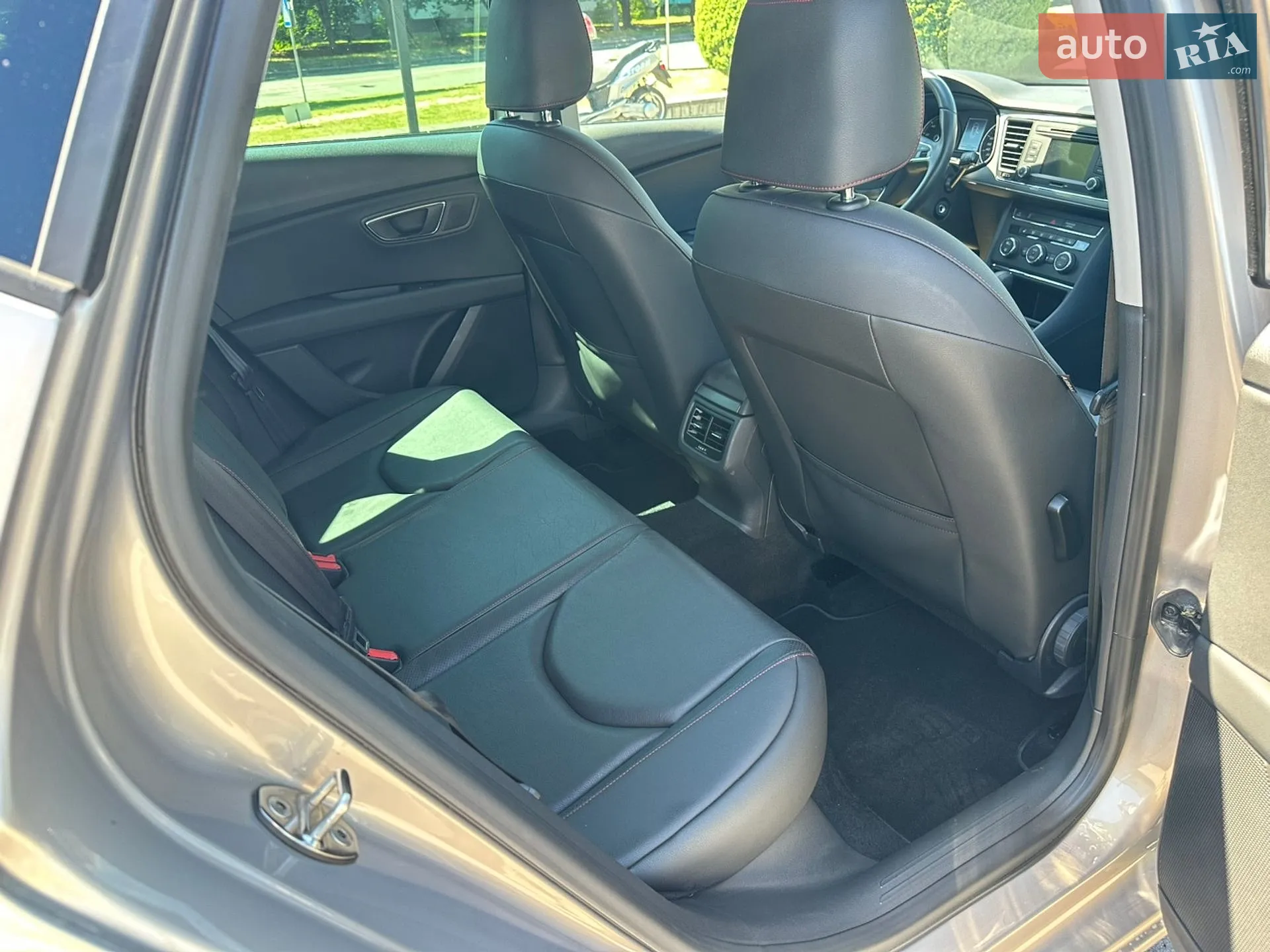 2014 SEAT Leon - мініатюра 26