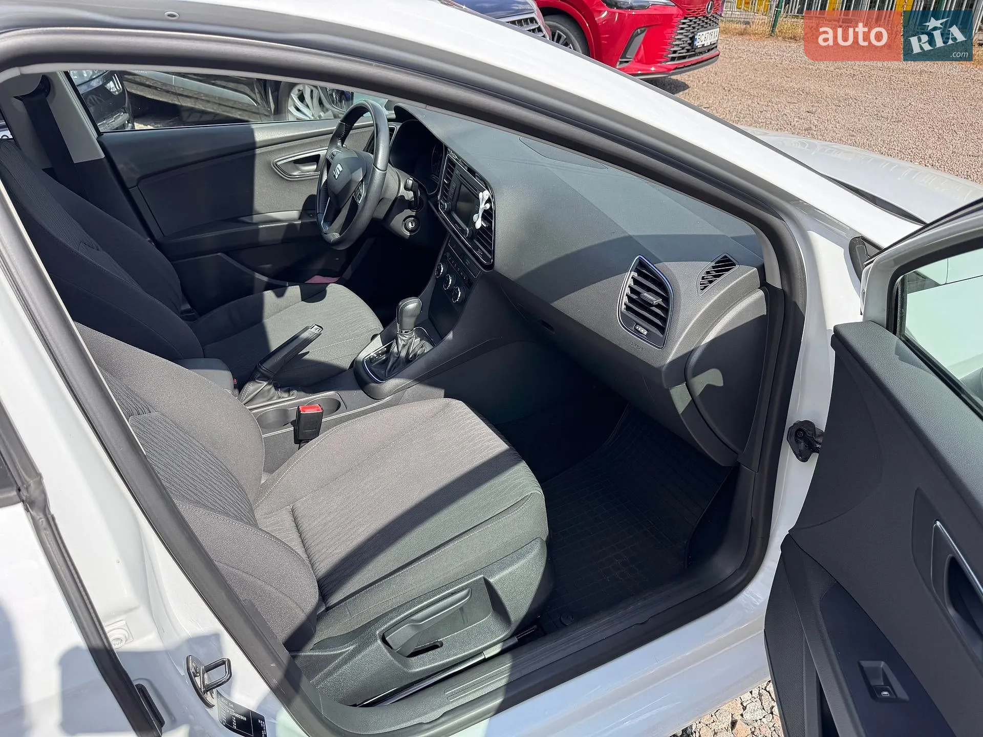 2013 SEAT Leon - мініатюра 13