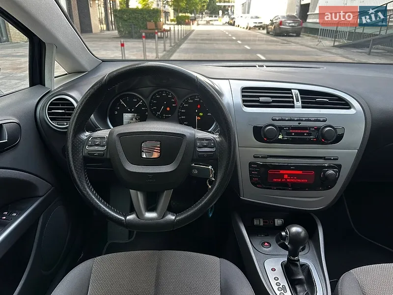 SEAT Leon 2009 VIN VSSZZZ1PZAR007080 фото оголошення 10 з 52