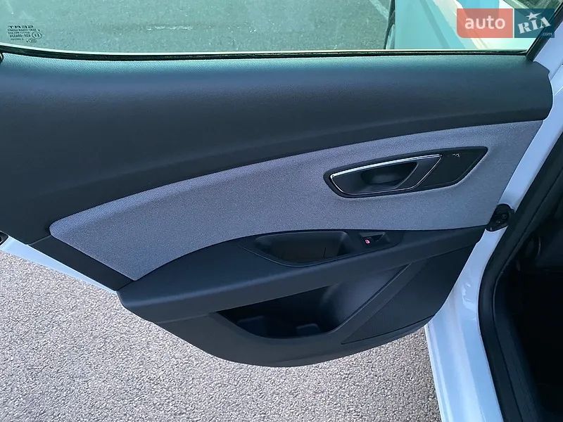 SEAT Leon 2018 VIN VSSZZZ5FZKR030625 фото оголошення 26 з 72