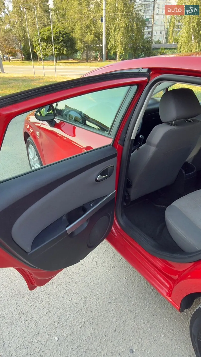 2010 SEAT Leon - мініатюра 13