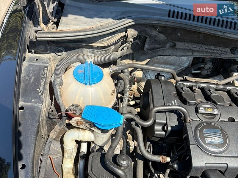 Хетчбек SEAT Leon 2008 в Києві