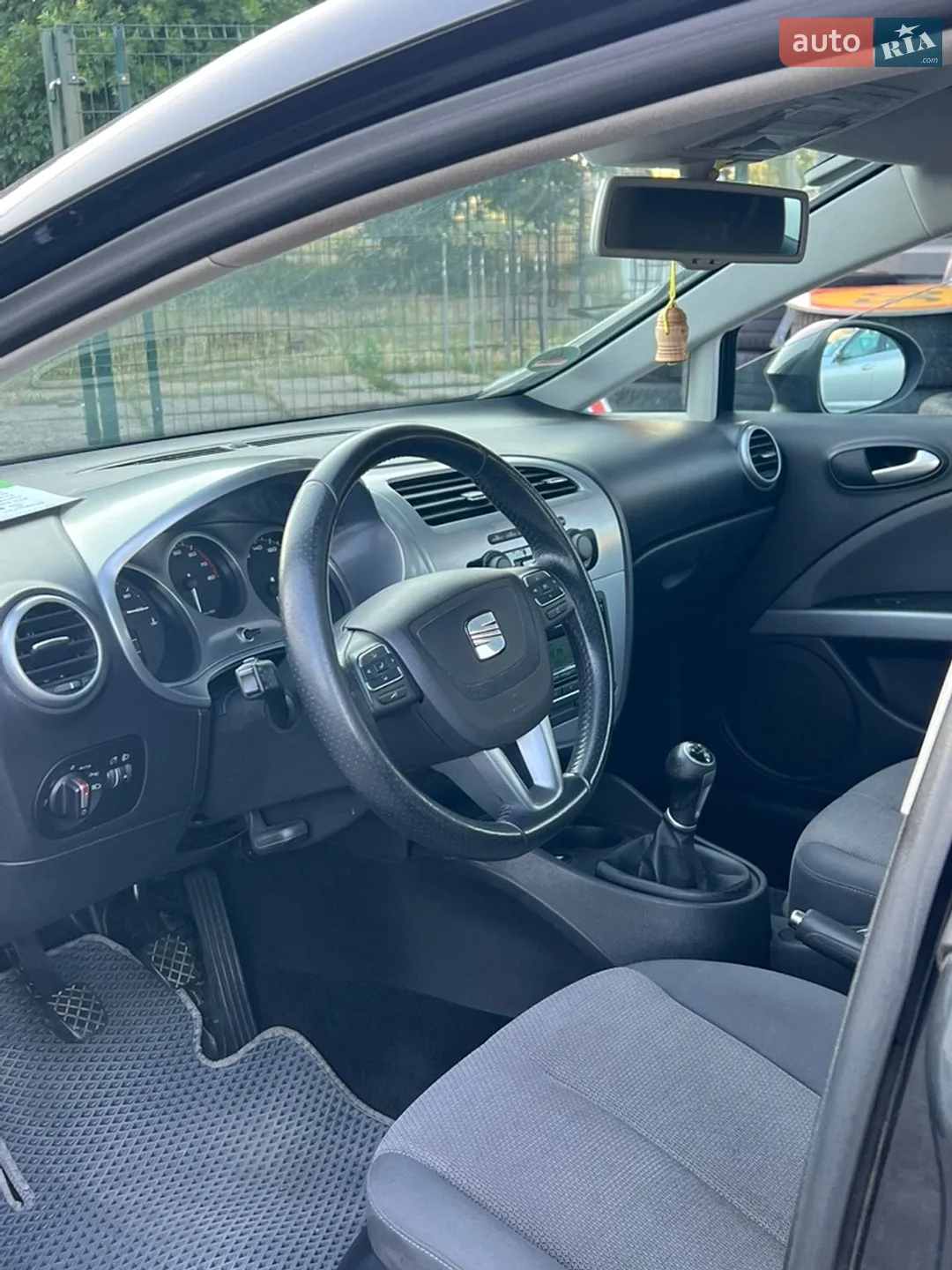 2011 SEAT Leon - мініатюра 8