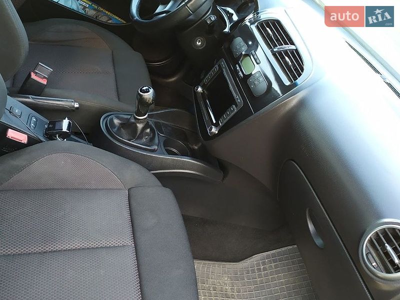 Хэтчбек SEAT Leon 2008 в Киеве