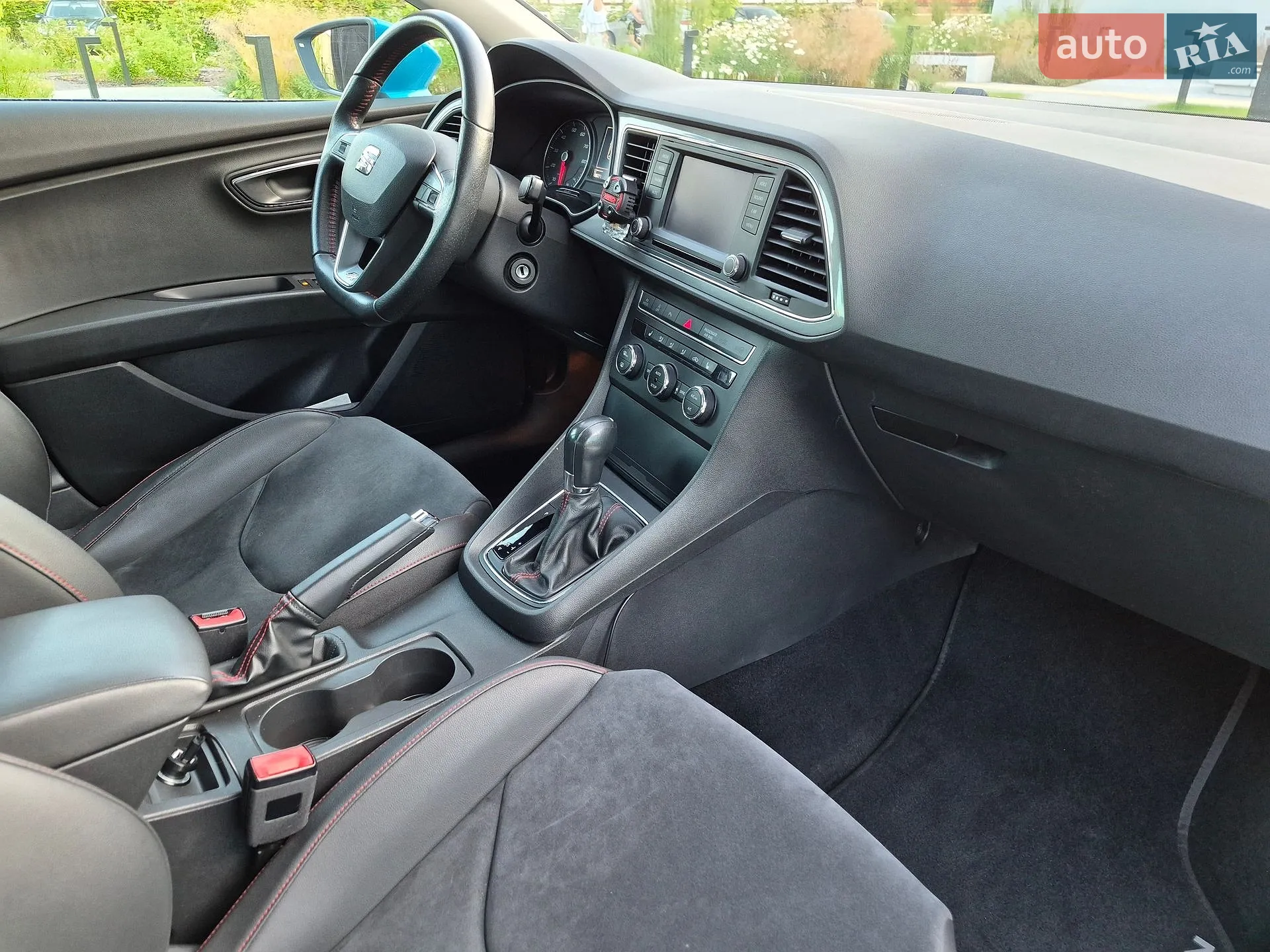 2013 SEAT Leon - мініатюра 16