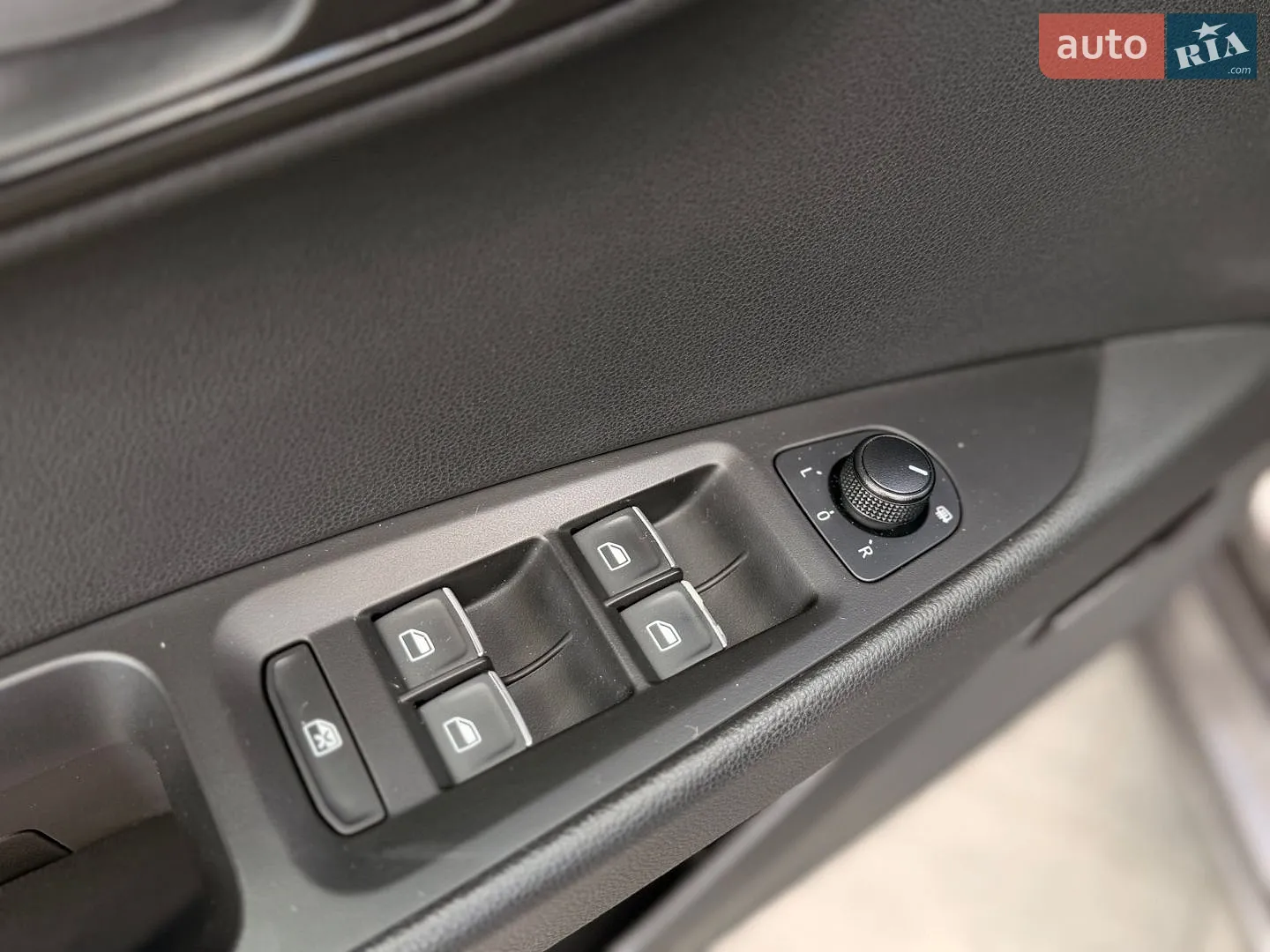 2014 SEAT Leon - мініатюра 54