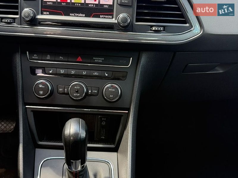 Універсал SEAT Leon 2016 в Луцьку