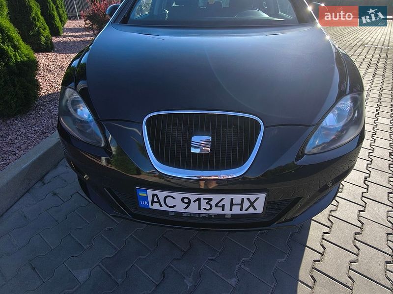 Хетчбек SEAT Leon 2011 в Луцьку