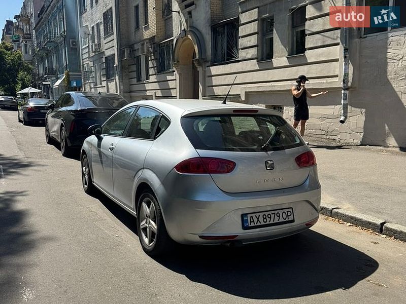 Хетчбек SEAT Leon 2010 в Києві фото 10 Хетчбек SEAT Leon 2010 в Києві