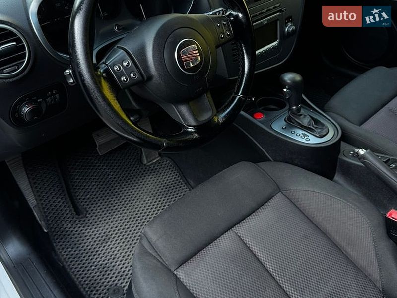 Хэтчбек SEAT Leon 2008 в Киеве фото 15 Хэтчбек SEAT Leon 2008 в Киеве