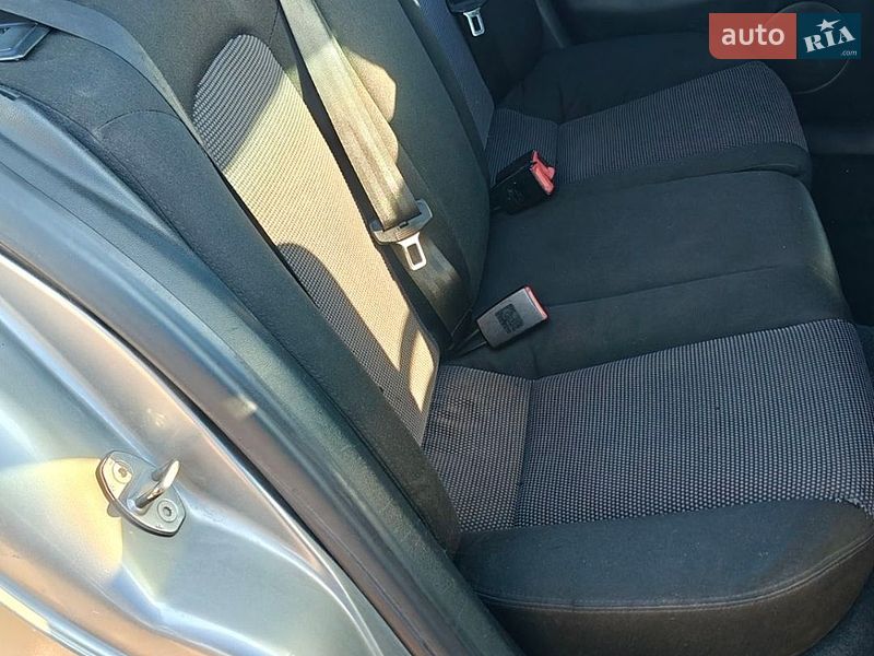 Хетчбек SEAT Leon 2004 в Коростені фото 9 Хетчбек SEAT Leon 2004 в Коростені