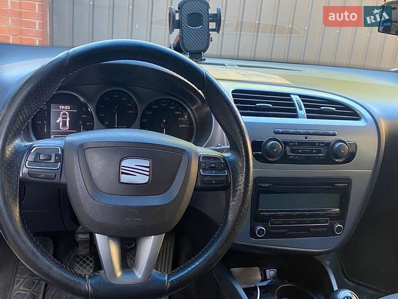 Хетчбек SEAT Leon 2011 в Києві