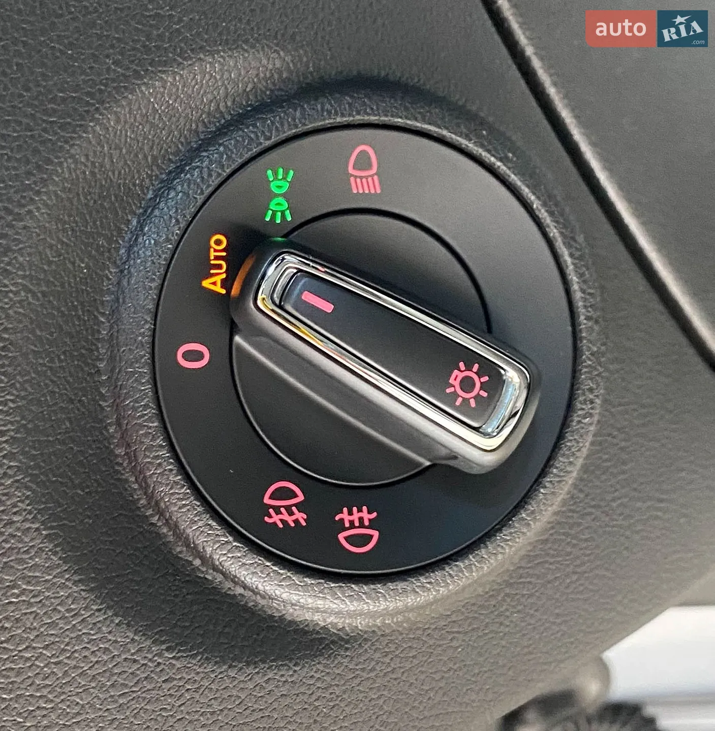 2018 SEAT Leon - мініатюра 19