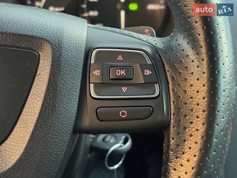 Хетчбек SEAT Leon 2010 в Києві