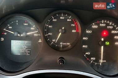 Хетчбек SEAT Leon 2010 в Києві