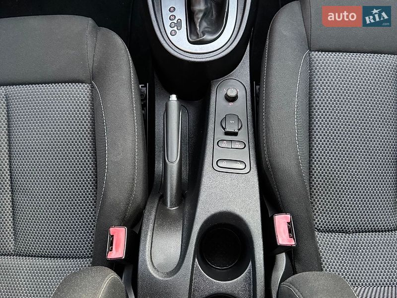 Хетчбек SEAT Leon 2010 в Києві