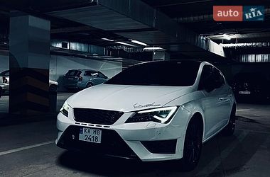 Хэтчбек SEAT Leon 2013 в Полтаве