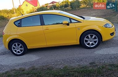 Хэтчбек SEAT Leon 2006 в Коломые