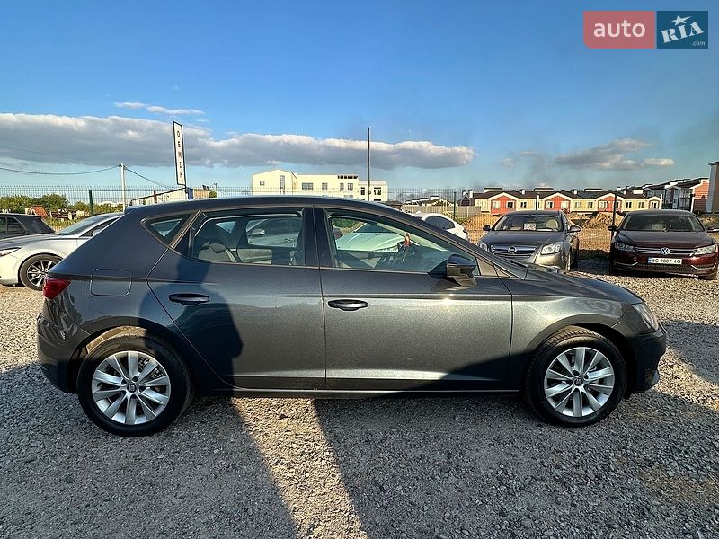 Хэтчбек SEAT Leon 2020 в Белогородке