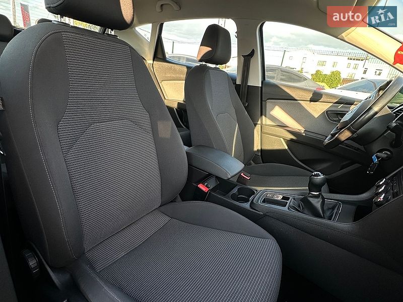 Хэтчбек SEAT Leon 2020 в Белогородке