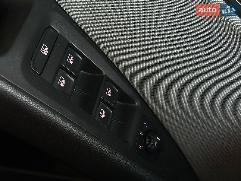 Хэтчбек SEAT Leon 2020 в Белогородке