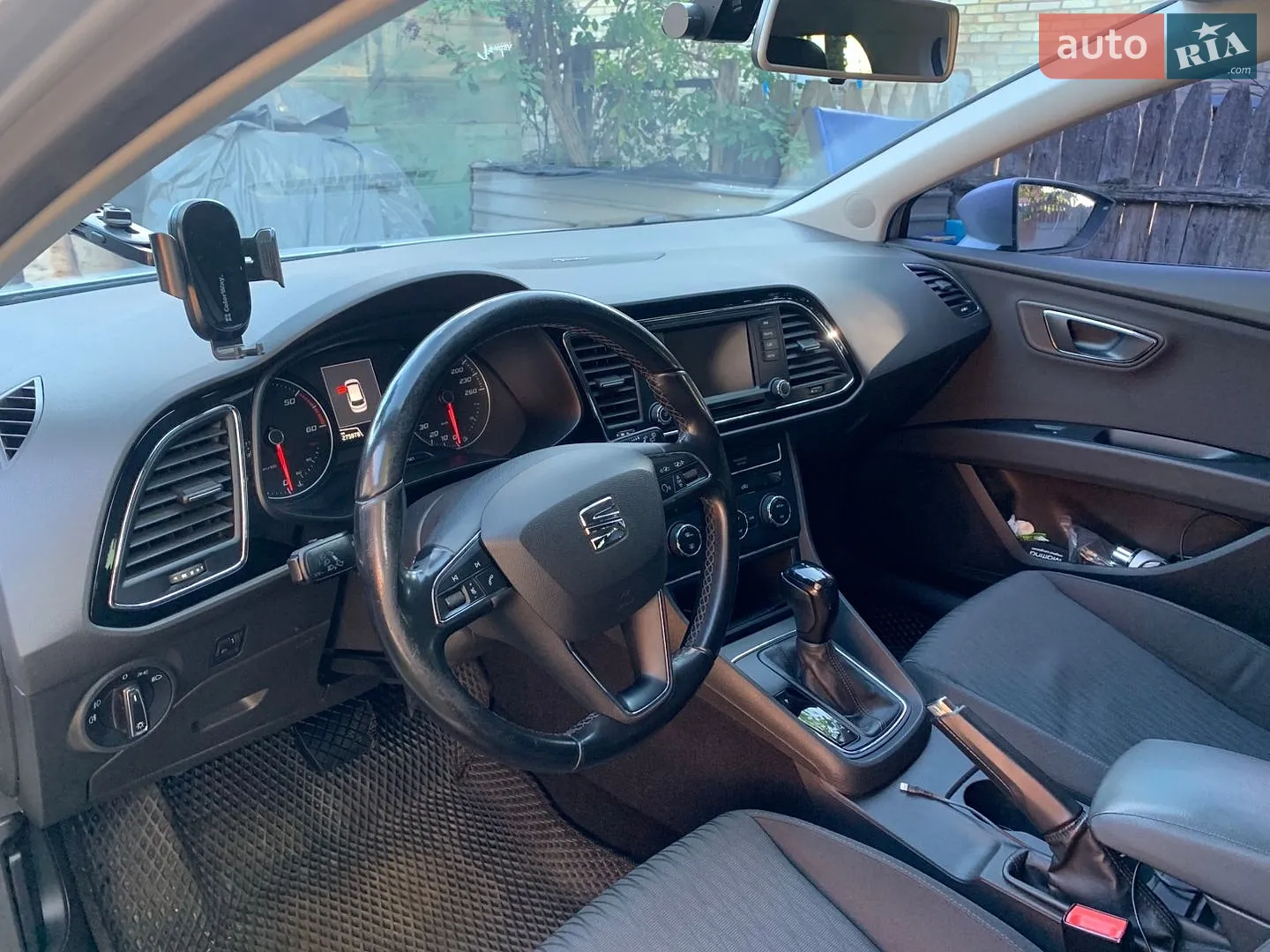 2015 SEAT Leon - мініатюра 9