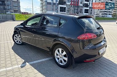 Хетчбек SEAT Leon 2008 в Києві
