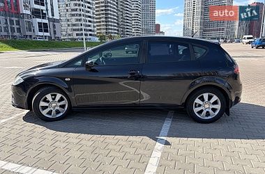 Хетчбек SEAT Leon 2008 в Києві