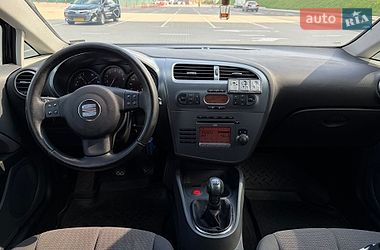 Хетчбек SEAT Leon 2008 в Києві