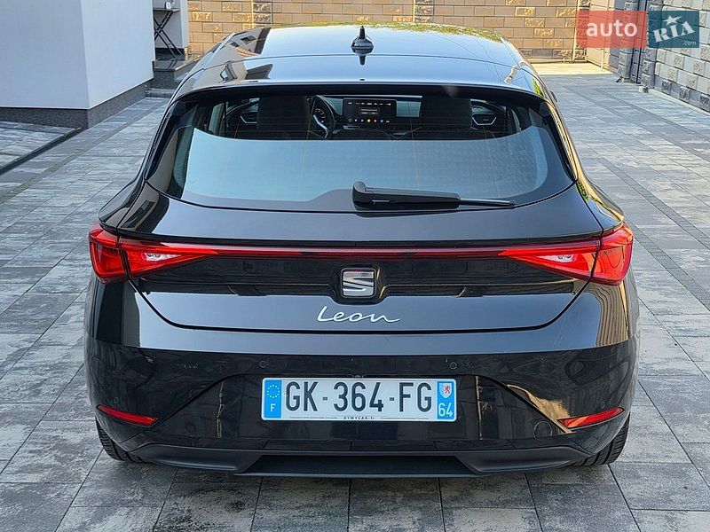 Хетчбек SEAT Leon 2022 в Луцьку