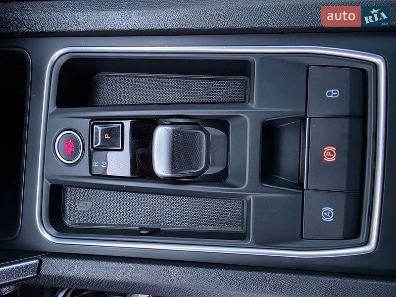 Хетчбек SEAT Leon 2022 в Луцьку