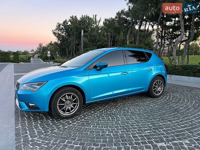 Хетчбек SEAT Leon 2015 в Дніпрі