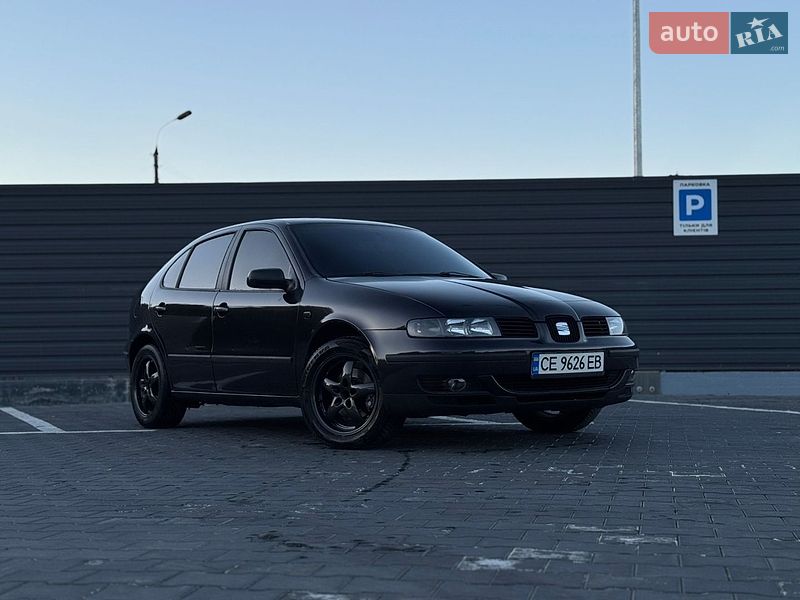 Хетчбек SEAT Leon 2000 в Кам'янець-Подільському