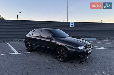 Хетчбек SEAT Leon 2000 в Кам'янець-Подільському