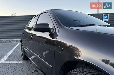 Хетчбек SEAT Leon 2000 в Кам'янець-Подільському