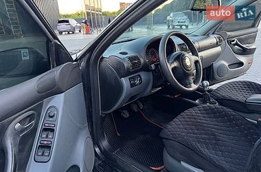 Хетчбек SEAT Leon 2000 в Кам'янець-Подільському