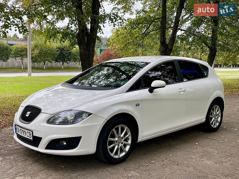 SEAT Leon 2011 SEAT Leon 2011