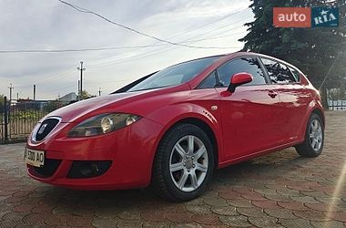 Хетчбек SEAT Leon 2007 в Перегінське