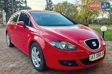 Хэтчбек SEAT Leon 2007 в Перегинском
