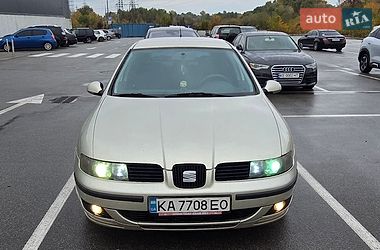 Хэтчбек SEAT Leon 2004 в Буче
