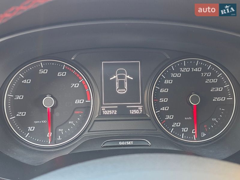 Хэтчбек SEAT Leon 2015 в Крюковщине