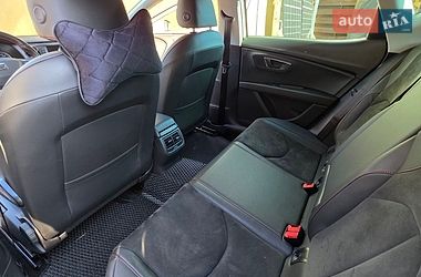 Хэтчбек SEAT Leon 2015 в Крюковщине