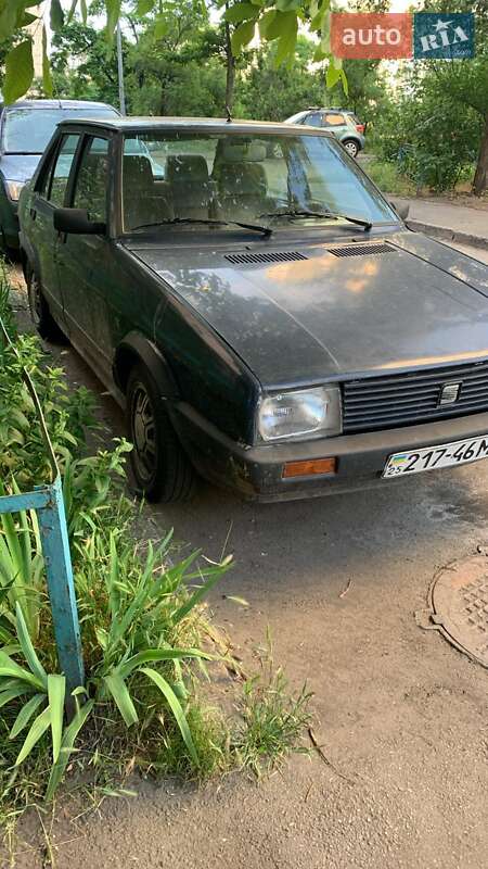 Седан SEAT Malaga 1991 в Києві