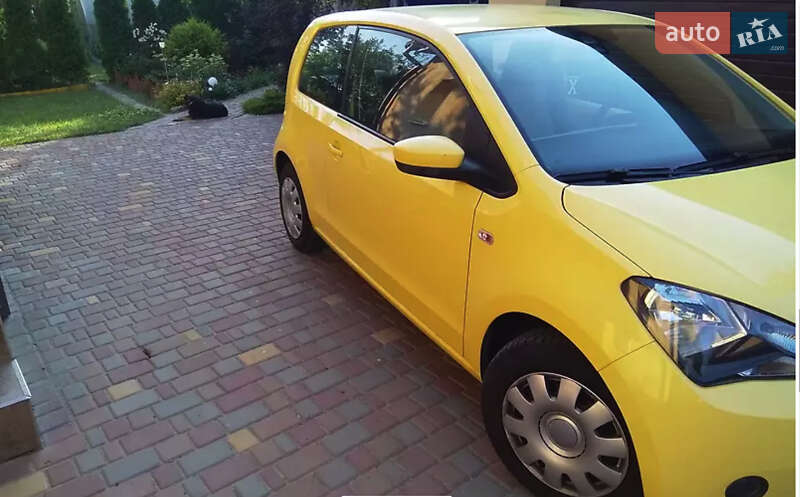 Хетчбек SEAT Mii 2014 в Ужгороді